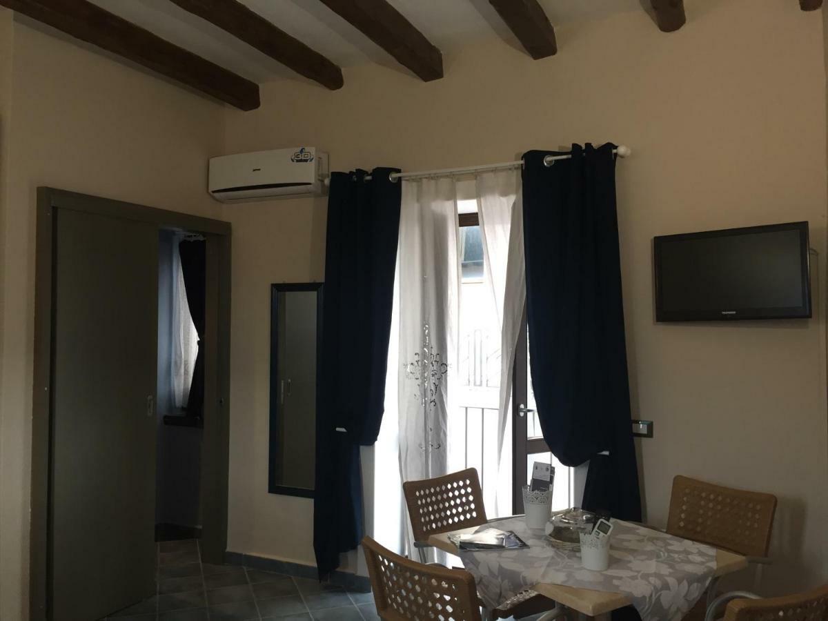 Dal Duomo Al Mare تْشيفالو المظهر الخارجي الصورة